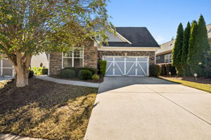 Welcome to 3184 Willow Creek Drive