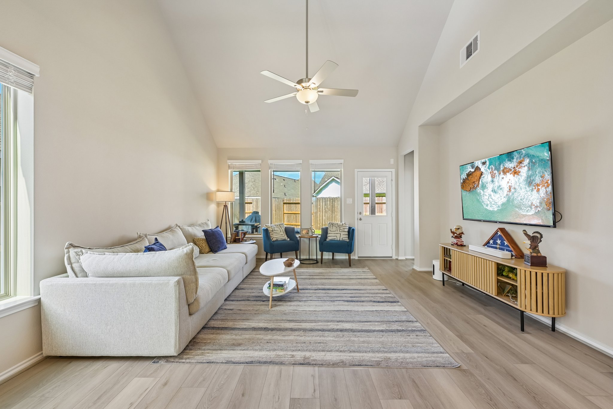 Pecan Cottage Ln-S1608-007.jpg