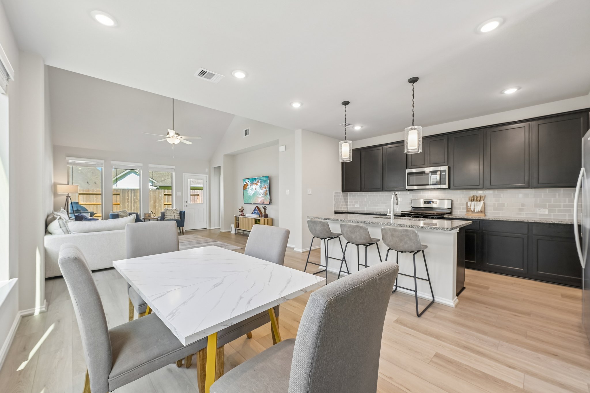 Pecan Cottage Ln-S1608-011.jpg