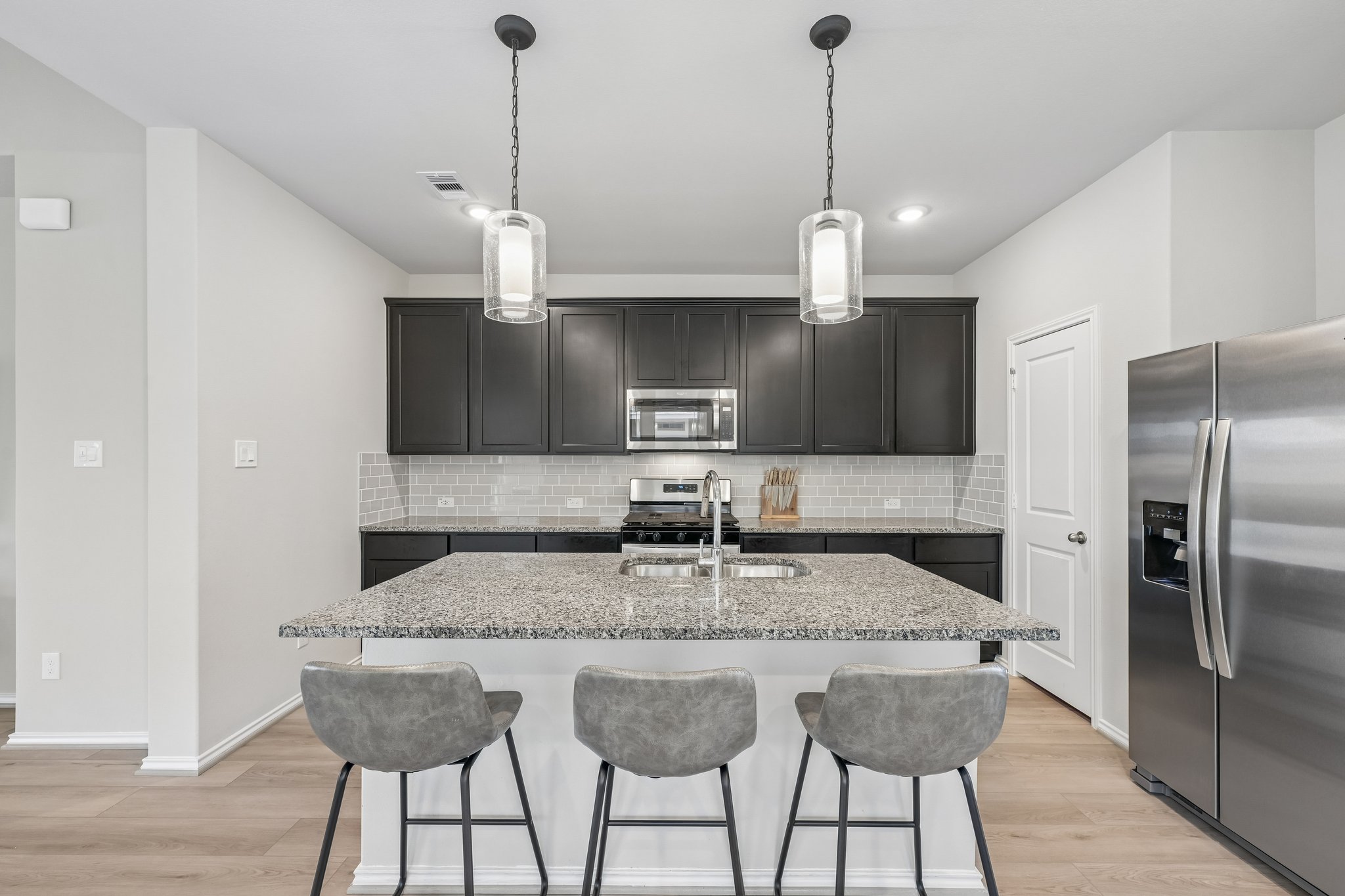 Pecan Cottage Ln-S1608-015.jpg