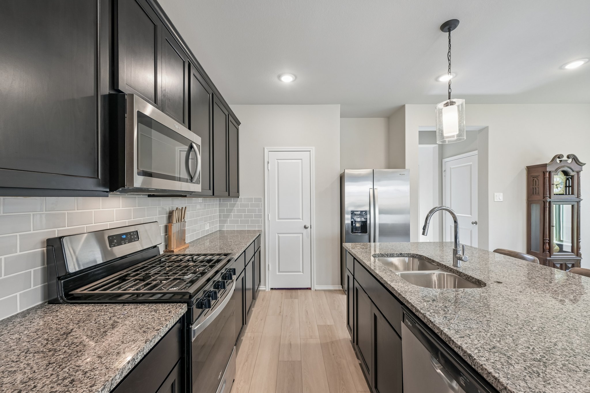 Pecan Cottage Ln-S1608-018.jpg