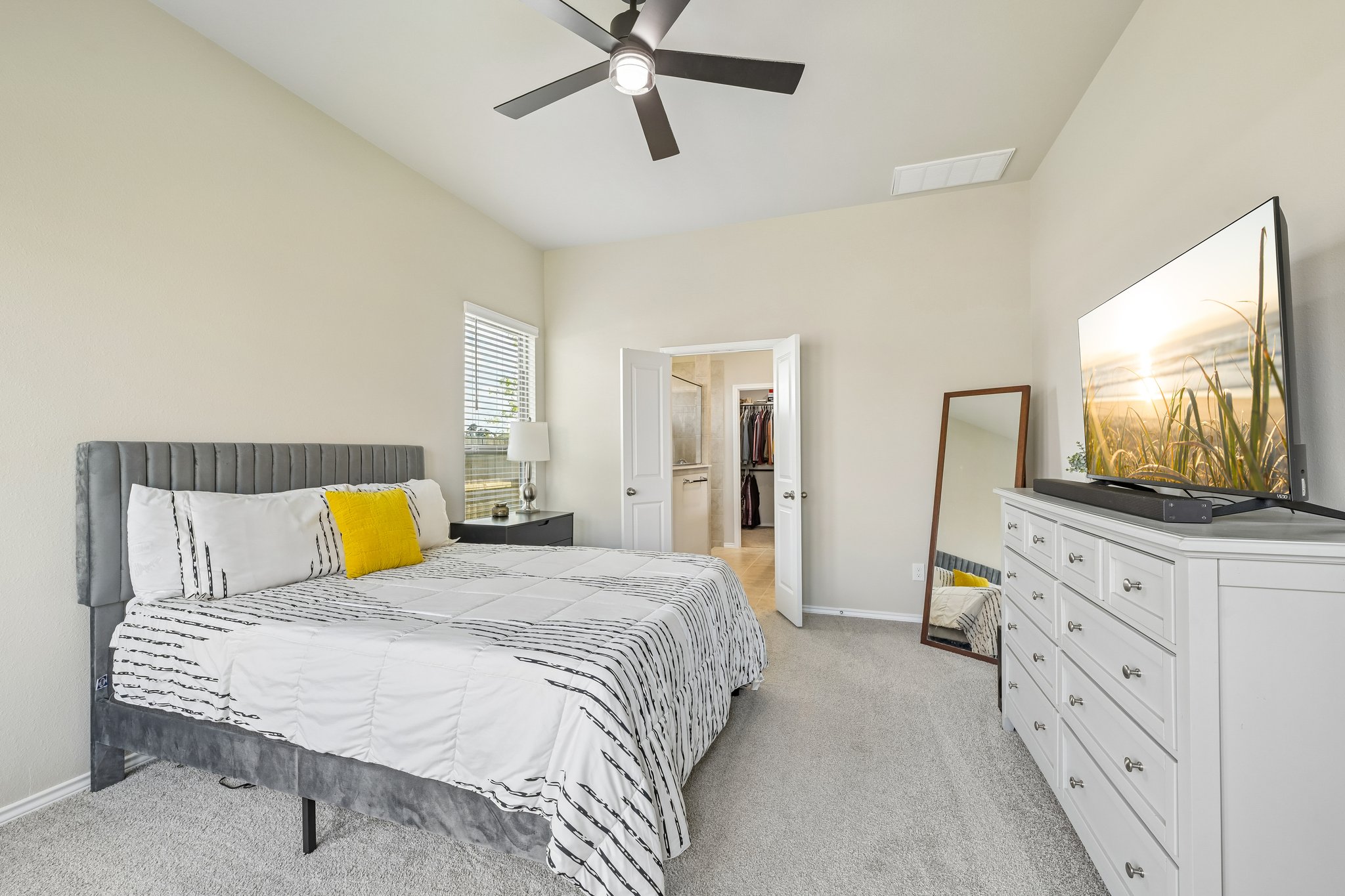 Pecan Cottage Ln-S1608-024.jpg