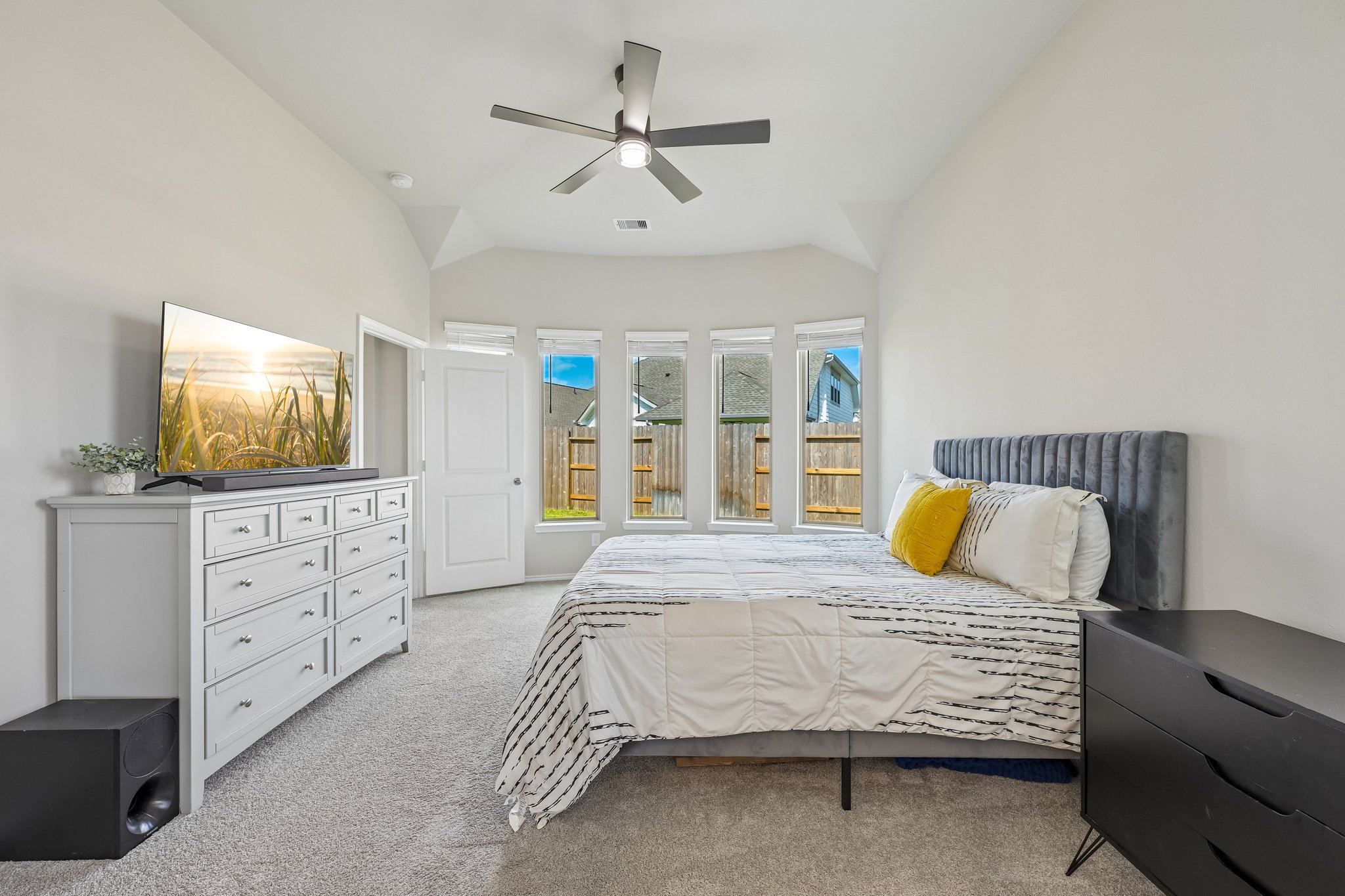 Pecan Cottage Ln-S1608-026.jpg