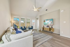 Pecan Cottage Ln-S1608-008.jpg
