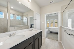 Pecan Cottage Ln-S1608-027.jpg