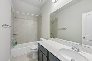 Pecan Cottage Ln-S1608-034.jpg