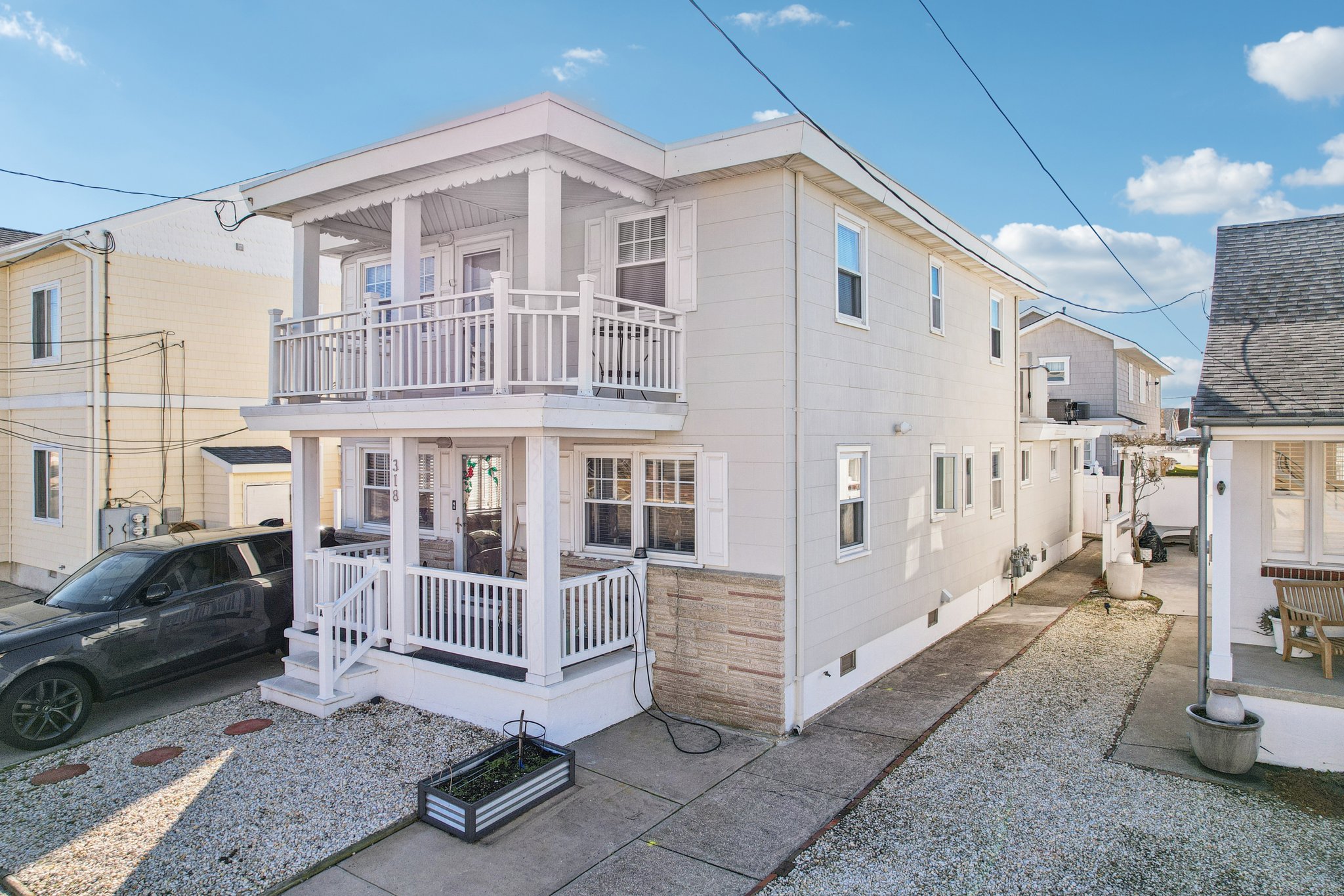 318C E Hollywood Ave-S1401-026.jpg