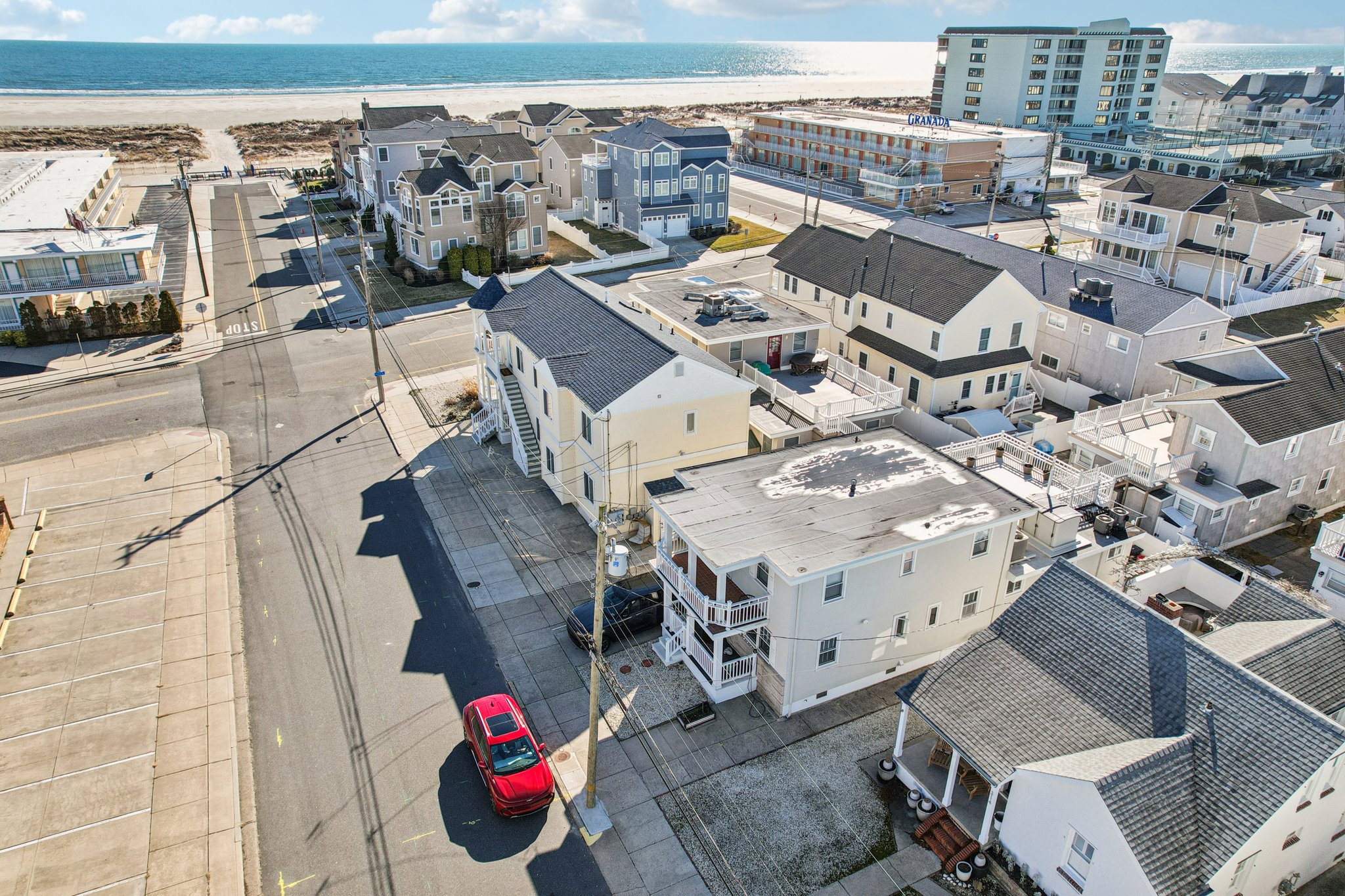 318C E Hollywood Ave-S1401-035.jpg