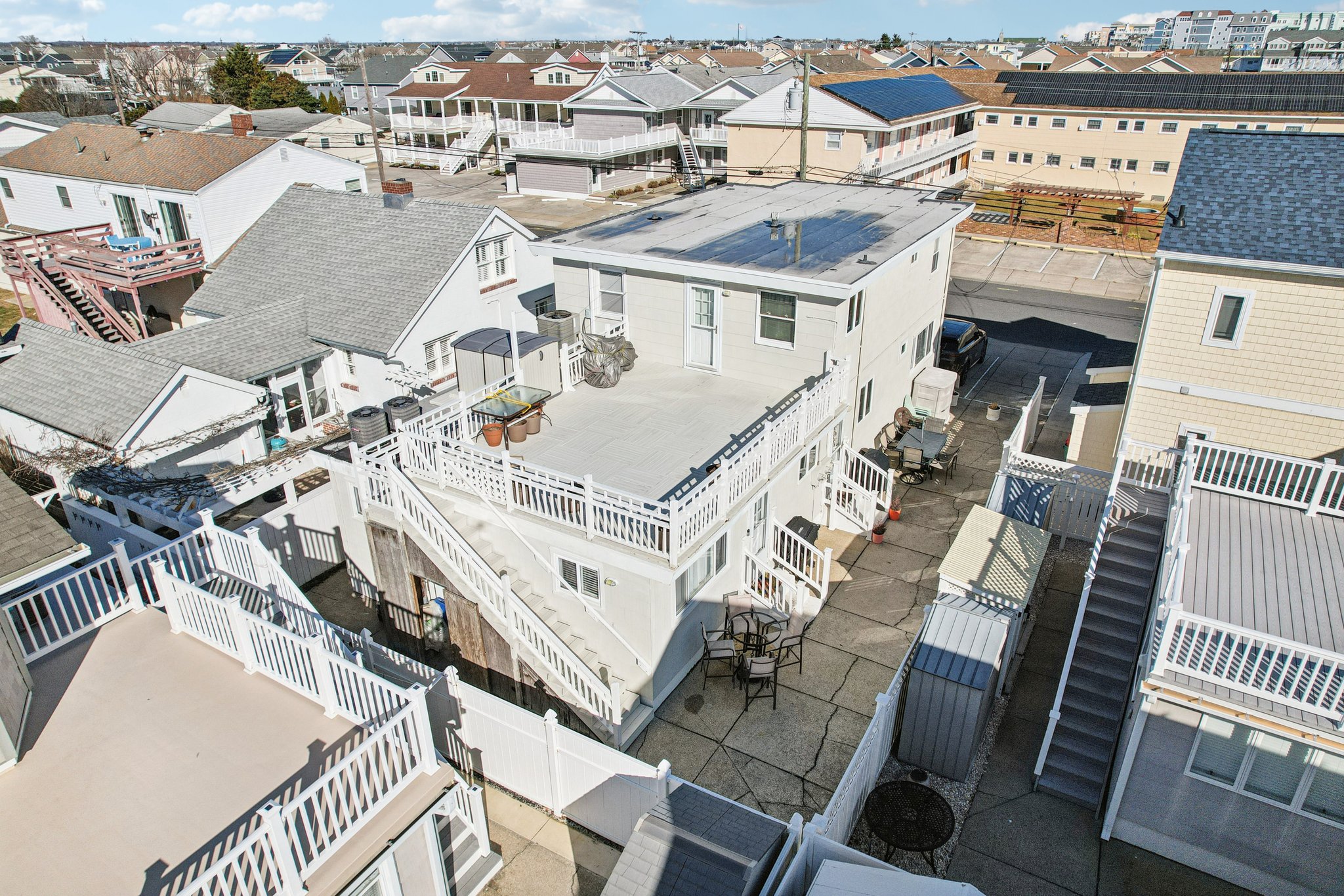 318C E Hollywood Ave-S1401-041.jpg