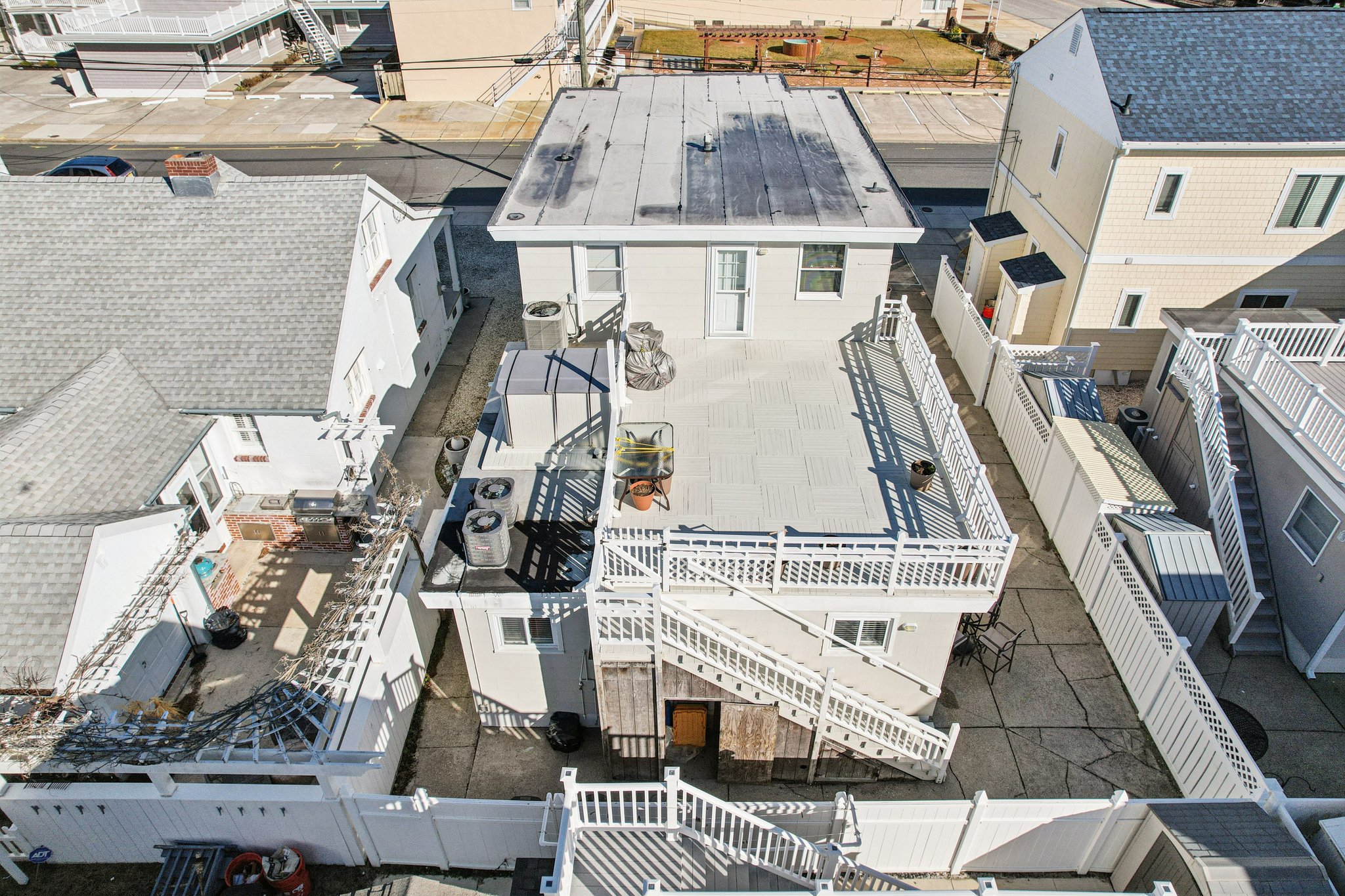 318C E Hollywood Ave-S1401-042.jpg