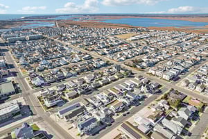 318C E Hollywood Ave-S1401-030.jpg