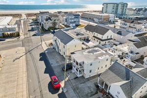 318C E Hollywood Ave-S1401-035.jpg