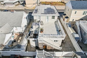 318C E Hollywood Ave-S1401-042.jpg