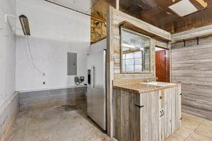 Workshop / Garage
