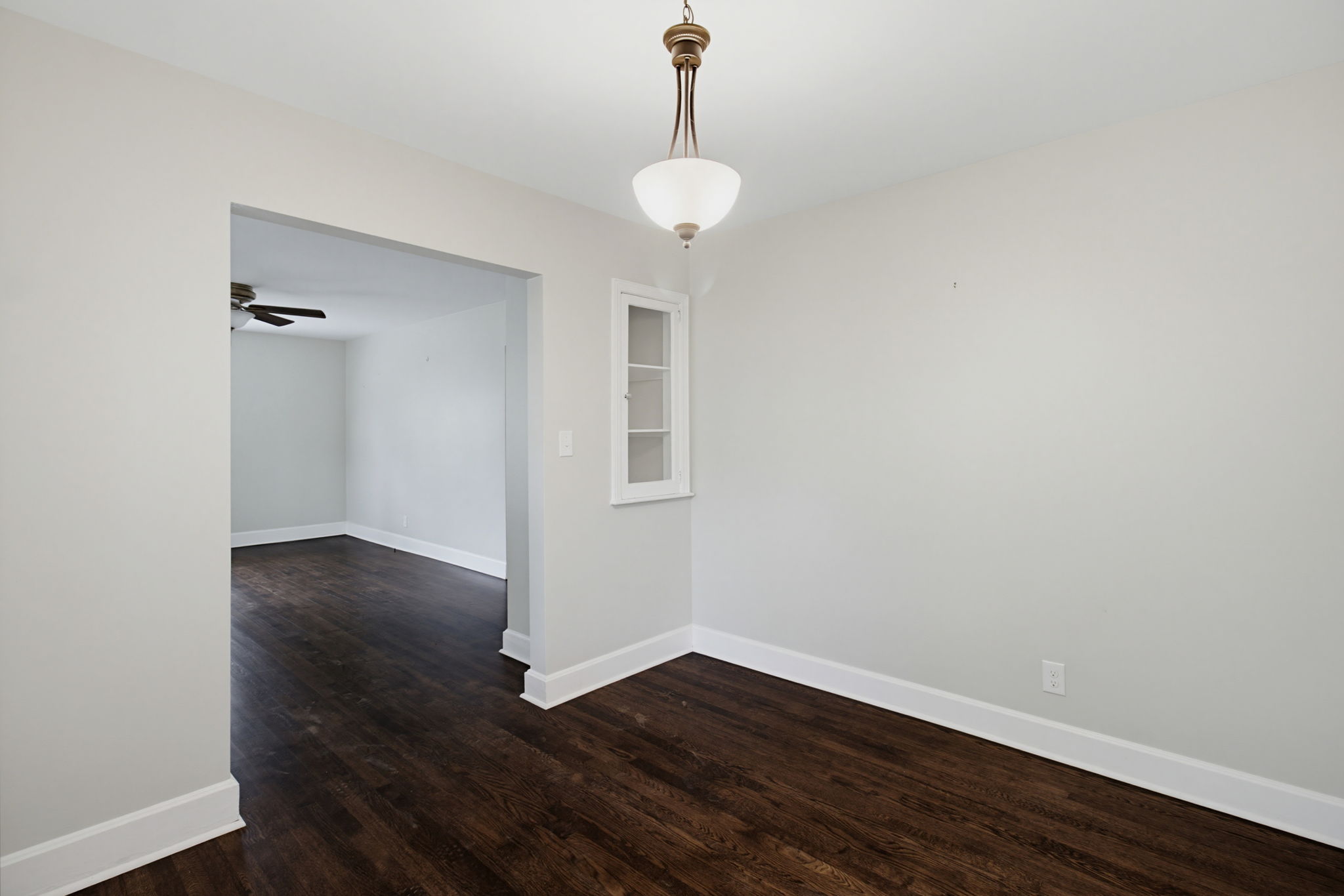 319 Dogwood Cir-9