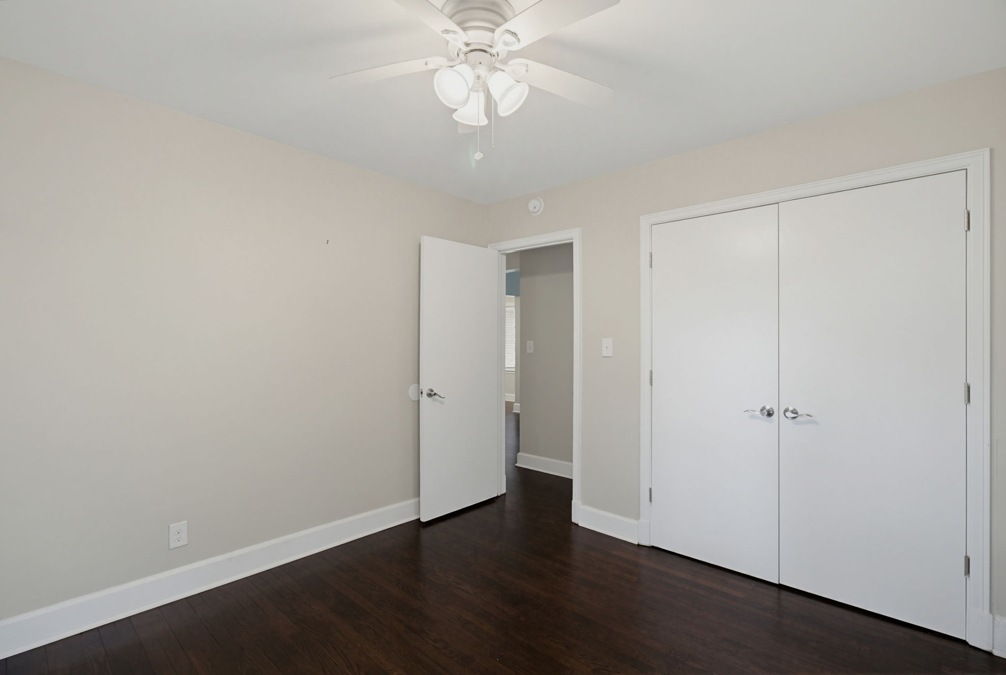319 Dogwood Cir-25