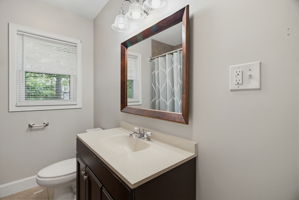 319 Dogwood Cir-23