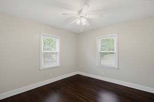 319 Dogwood Cir-24