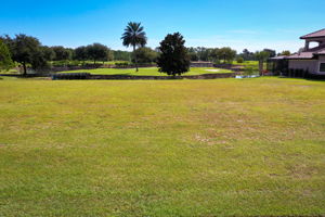 Photo 0