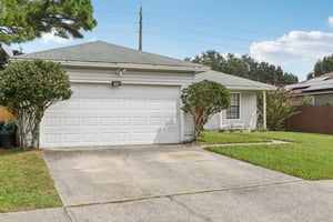 Hickory Hollow Dr N-S0709-003.jpg