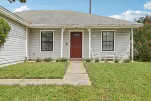 Hickory Hollow Dr N-S0709-004.jpg