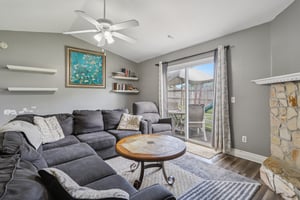 Hickory Hollow Dr N-S0709-007.jpg