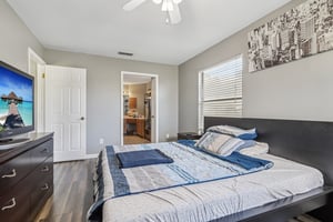 Hickory Hollow Dr N-S0709-018.jpg