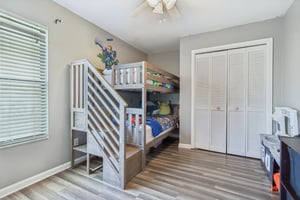 Hickory Hollow Dr N-S0709-024.jpg