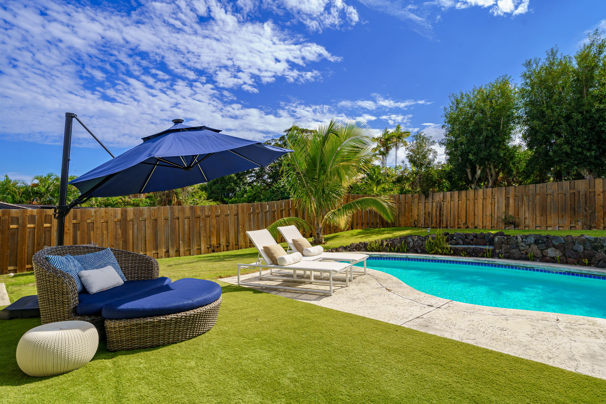 Pool & Turfgrass