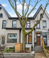 319 Indian Rd Crescent