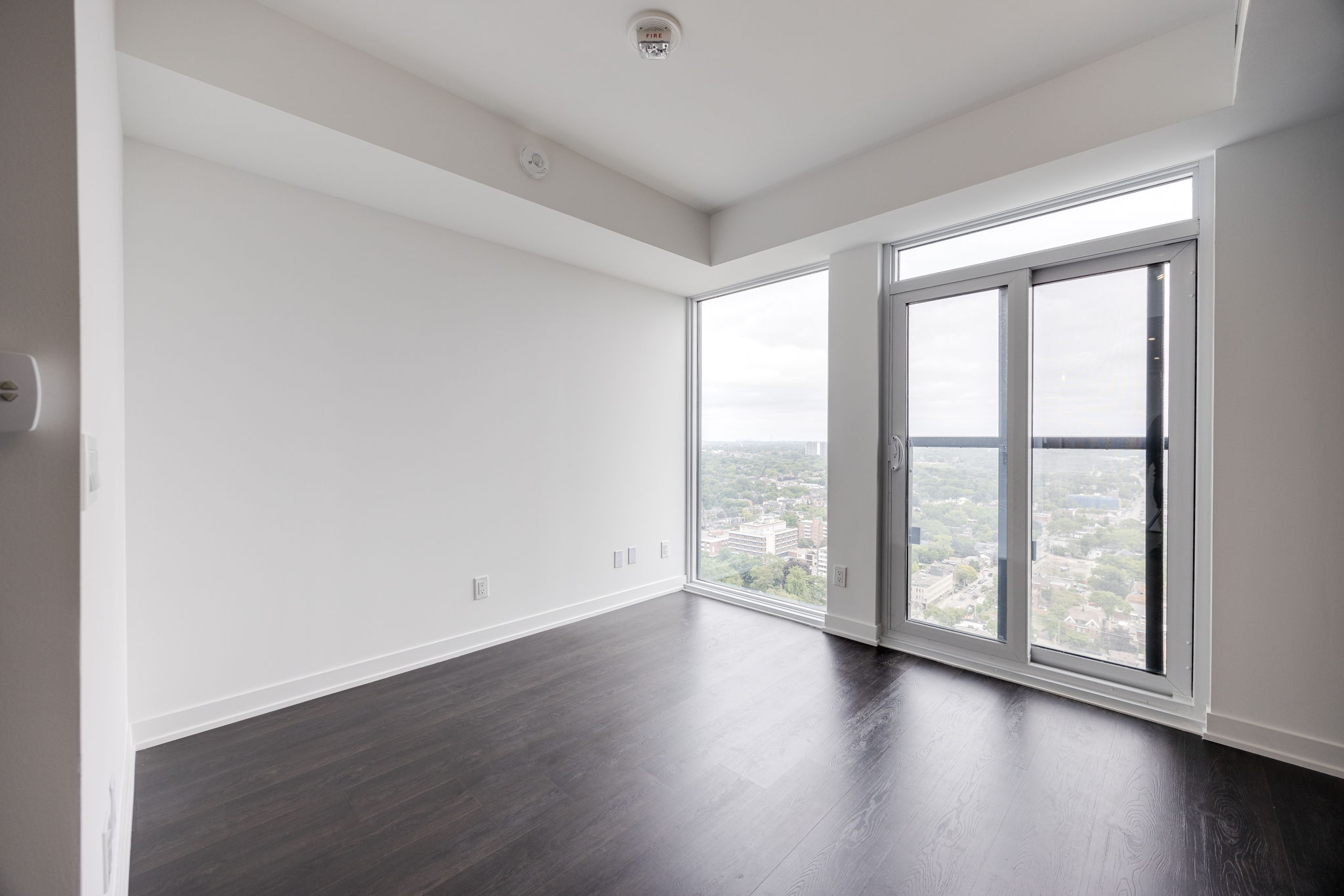 Toronto property showcase — delivered property photograph 6