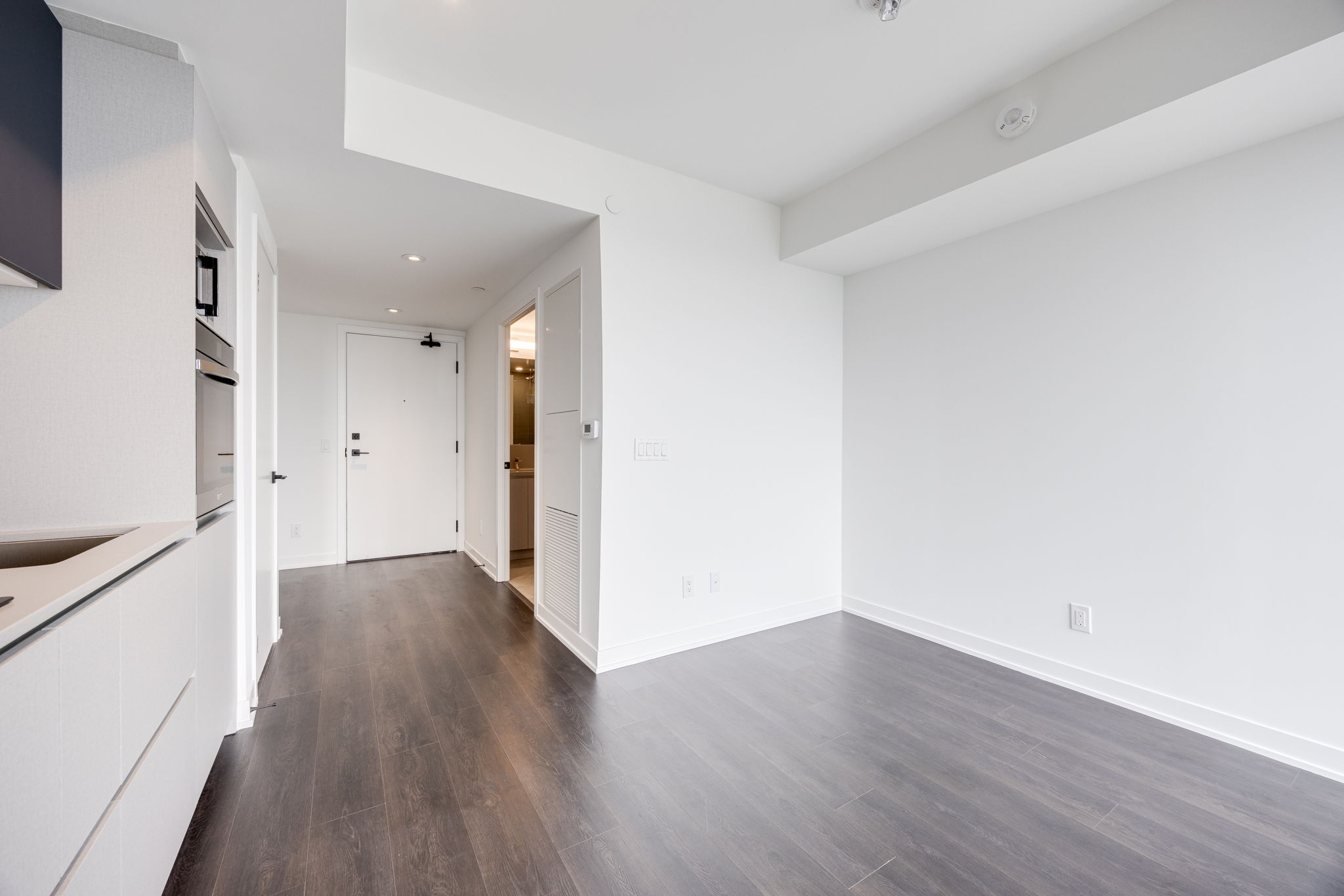 Toronto property showcase — delivered property photograph 8