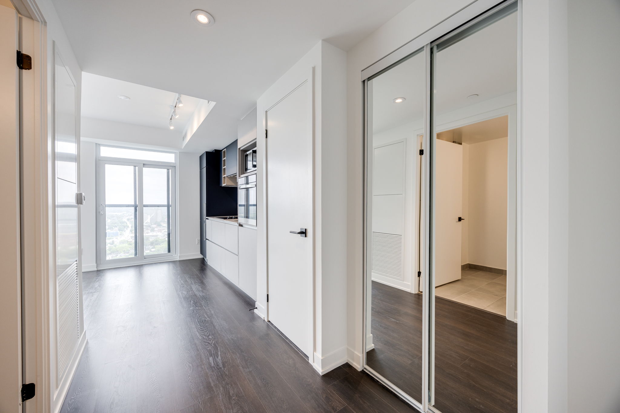Toronto property showcase — delivered property photograph 14