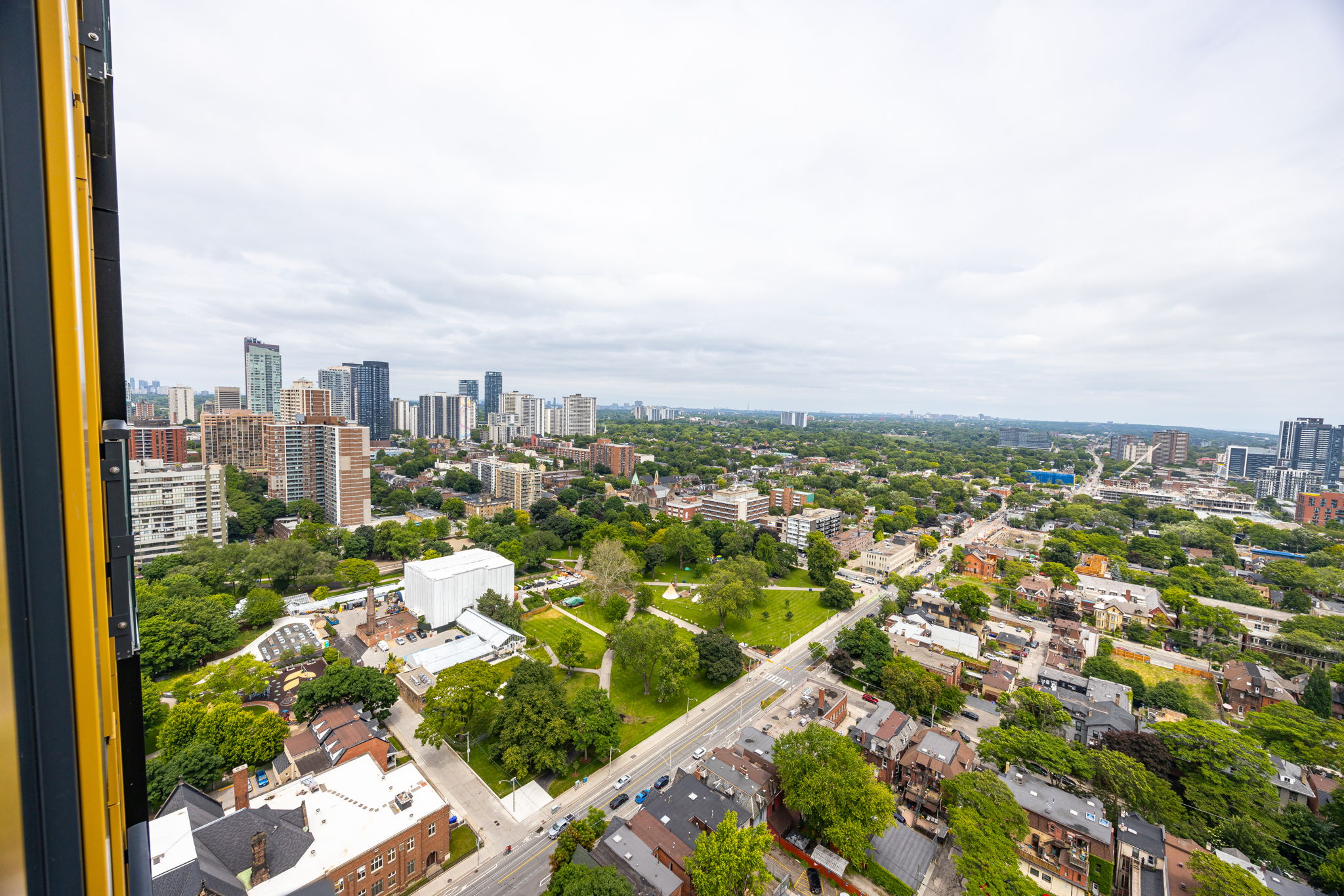 Toronto property showcase — delivered property photograph 20