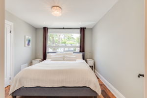  319 Queensdale Ave, Toronto, ON M4C 2B7, US Photo 23