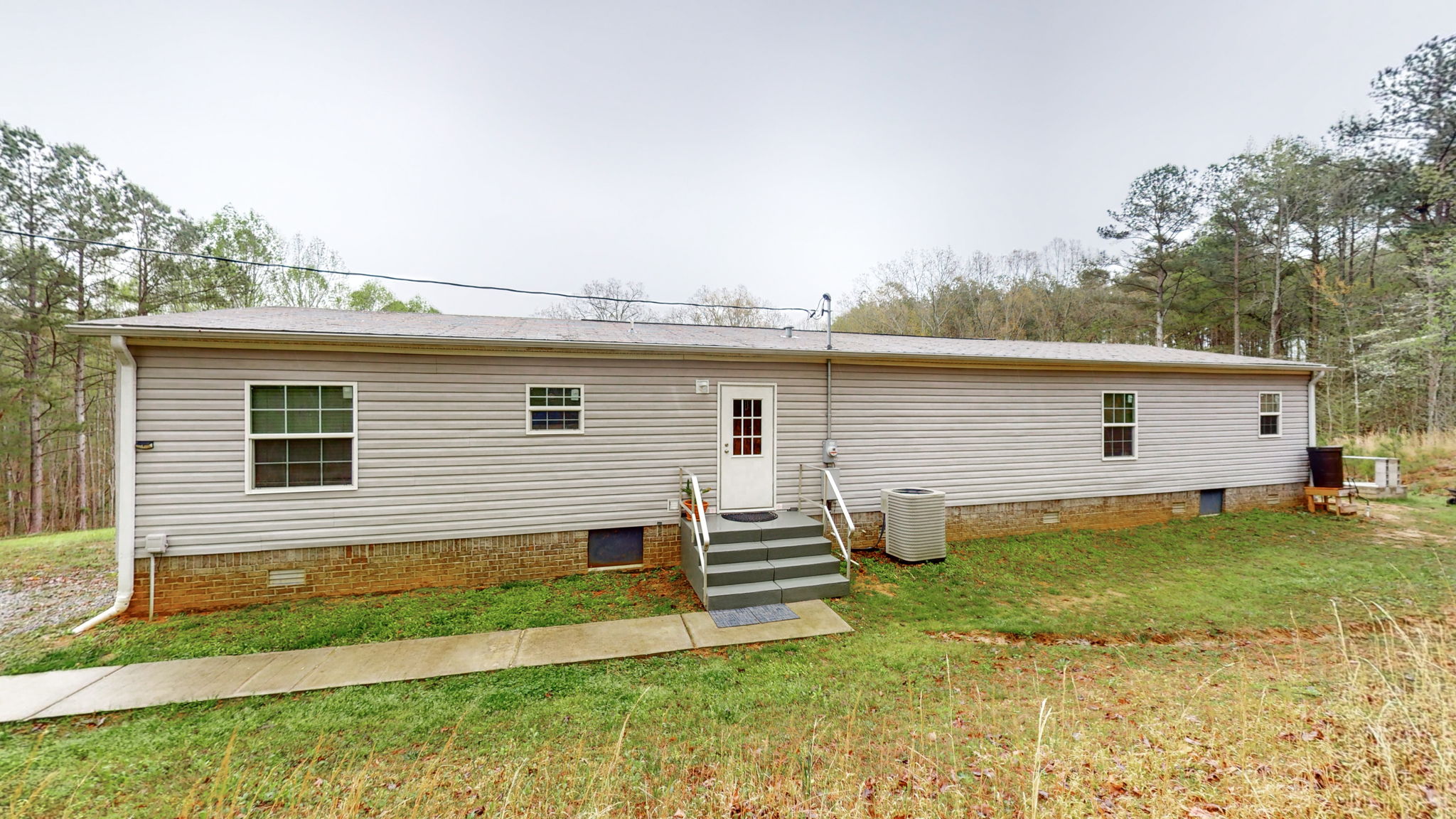 319 Stafford Rd, Puryear, TN 38251 Real 3D Space