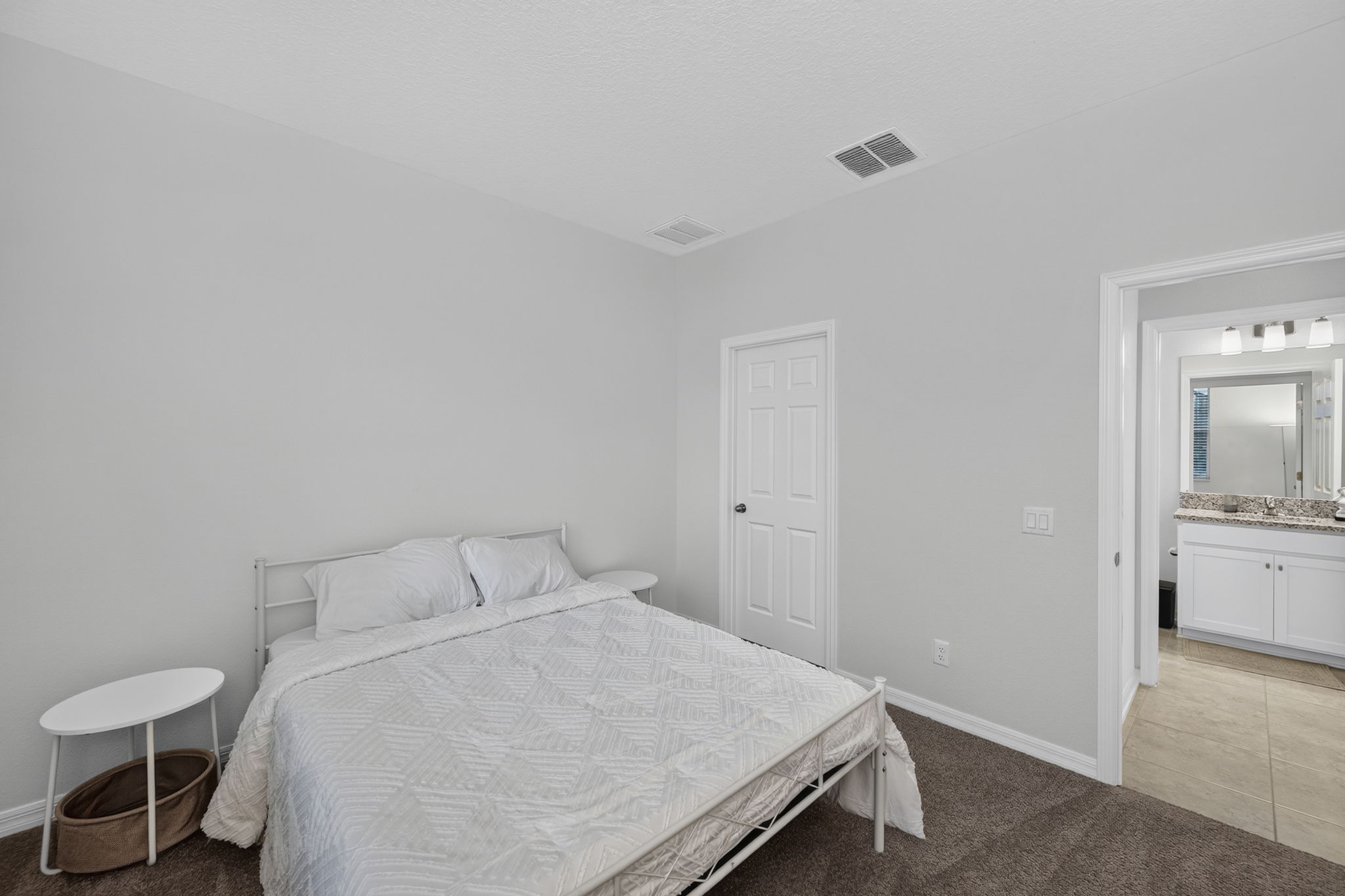 Interiors (6)