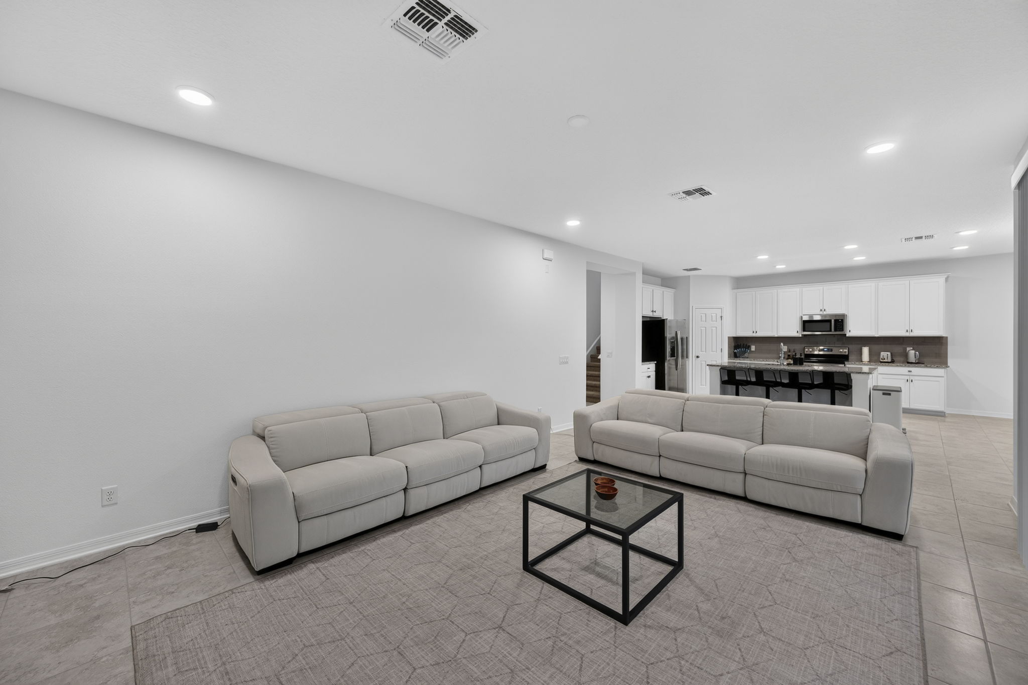 Interiors (22)