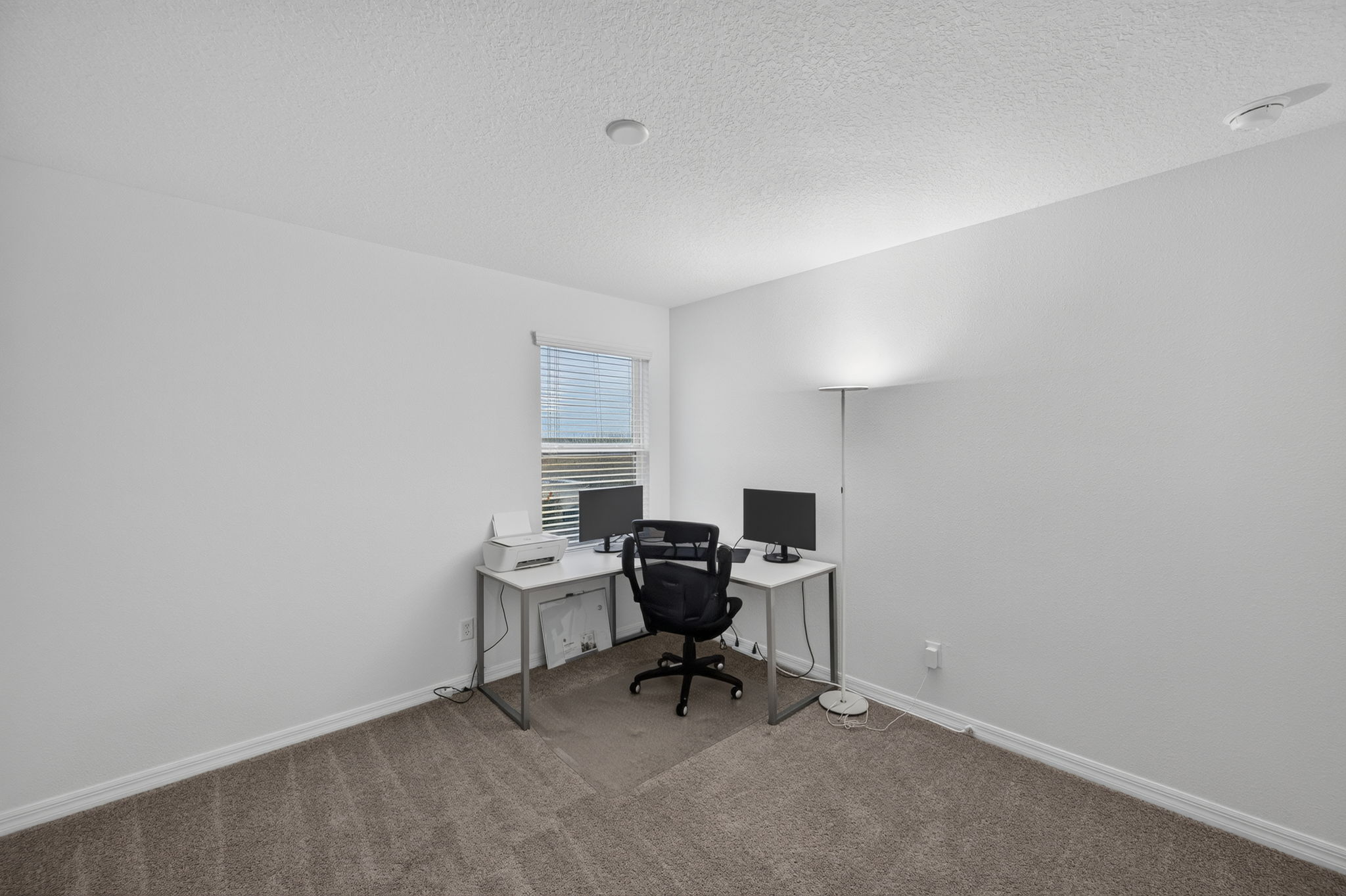 Interiors (43)