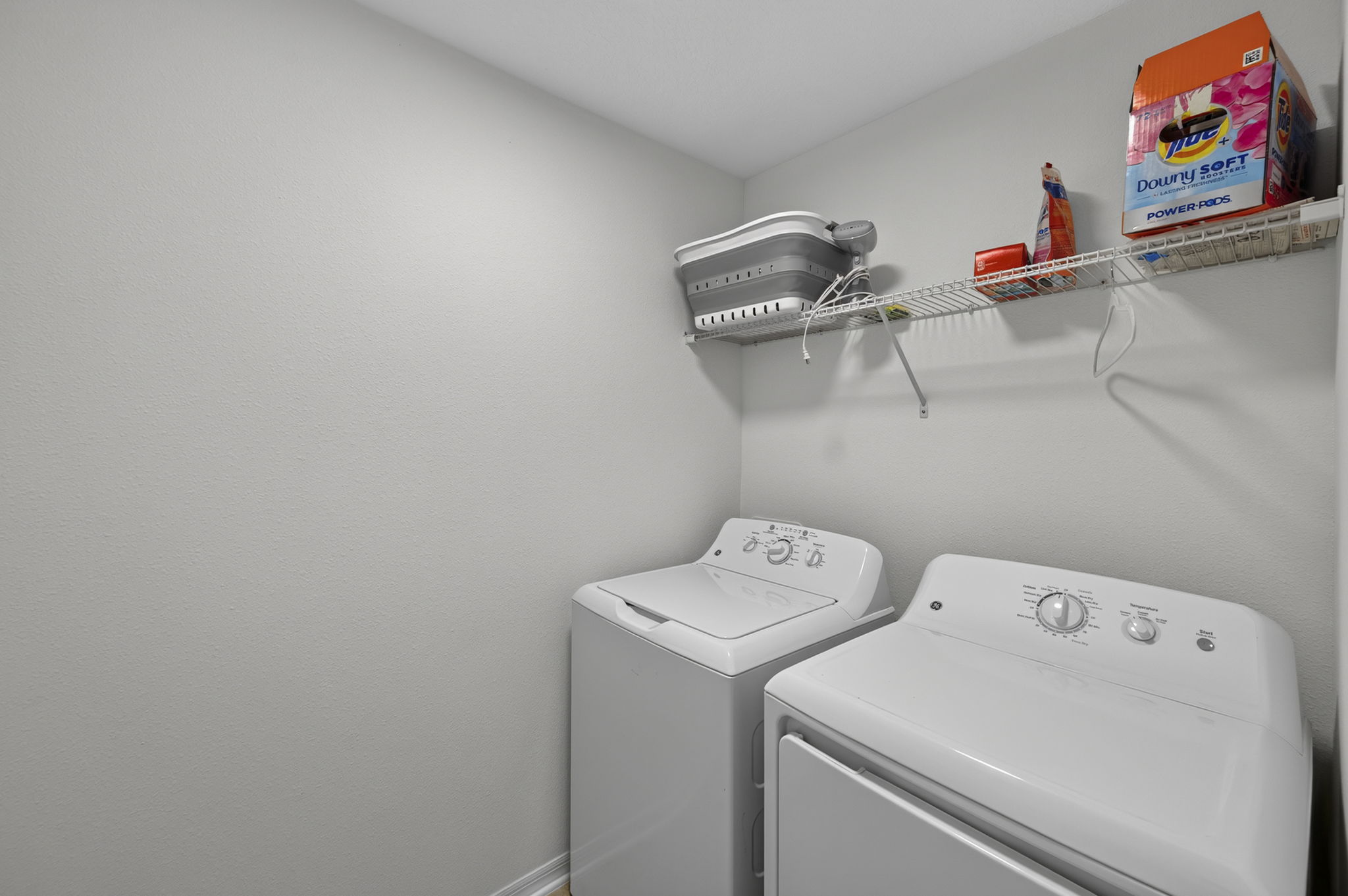 Interiors (49)