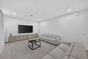 Interiors (20)