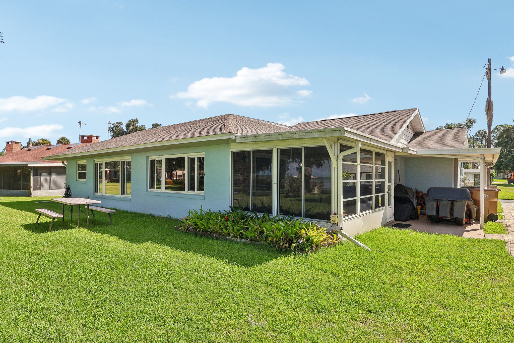 Elizabeth Ln-S0307-033.jpg