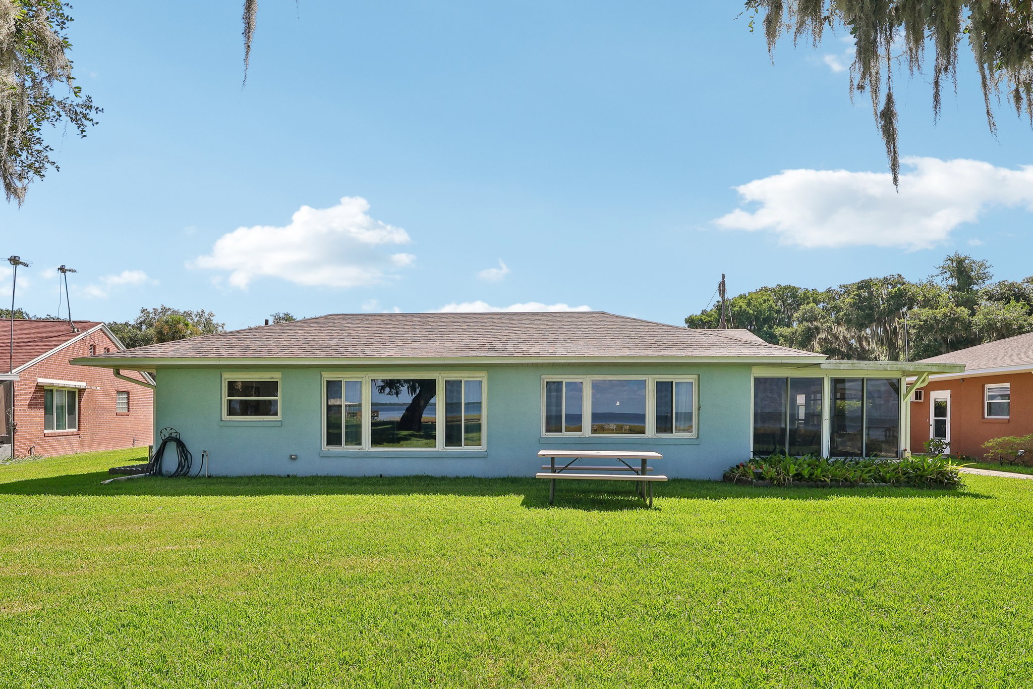 Elizabeth Ln-S0307-034.jpg