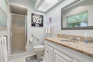 Elizabeth Ln-S0307-025.jpg