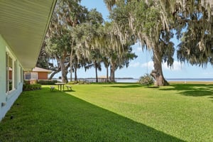 Elizabeth Ln-S0307-036.jpg