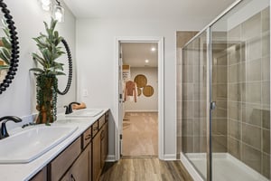 Belleglade Dr-S1112-046.jpg