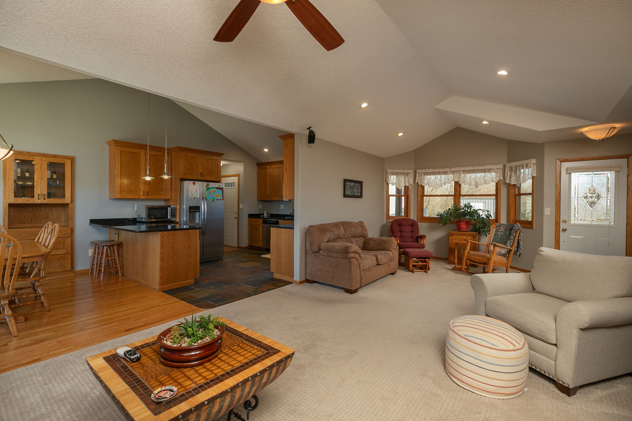 06-Living Room