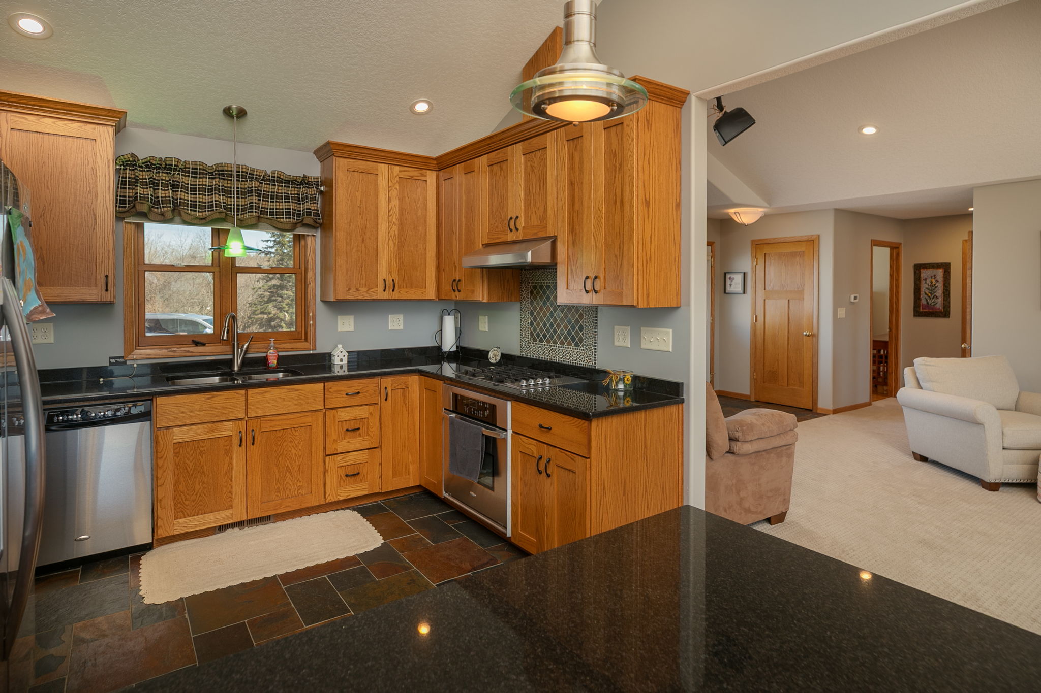 13-Kitchen