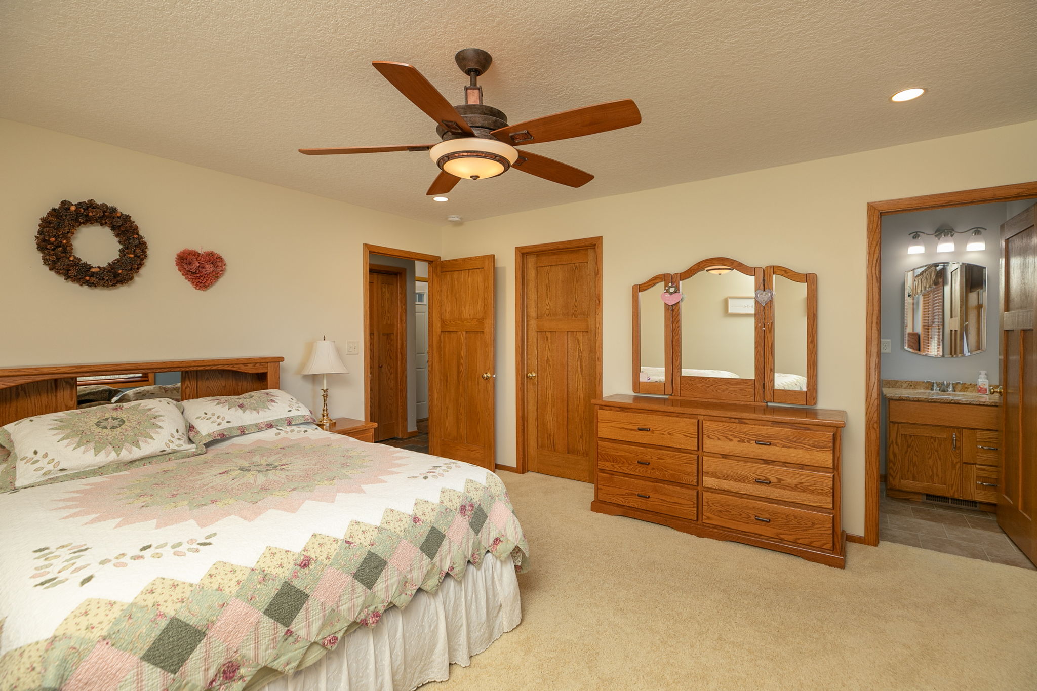 17-Primary Bedroom