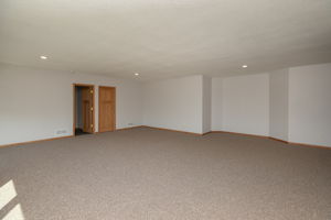 28-Family Room